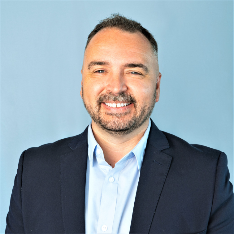 Marketing that Moves-Lessons in Leadership & Brand Brilliance